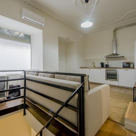Modern Apt & Cool Interior Design En El Retiro Apartment Madrid Ngoại thất bức ảnh