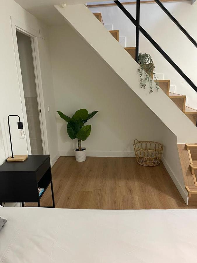 Modern Apt & Cool Interior Design En El Retiro Apartment Madrid Ngoại thất bức ảnh